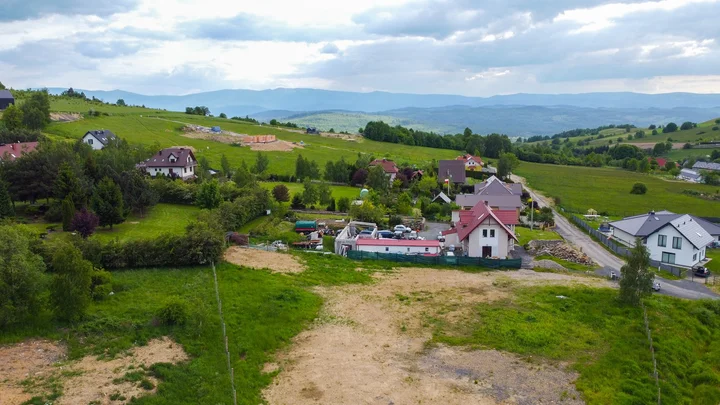 Duża działka w Jeżowie Sudeckim